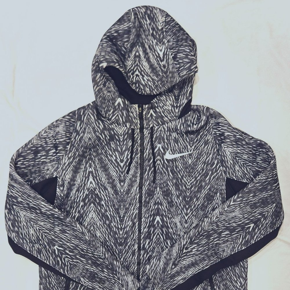 NIKE N7 HYPER MESH DRI FIT JACKET LARGE BLACK WHITE USED